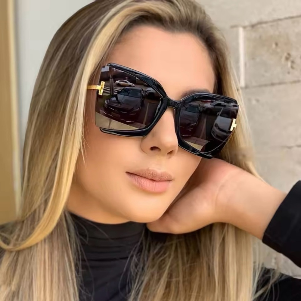 Black and Gold Oversized Square Sunglasses with Bold Frames